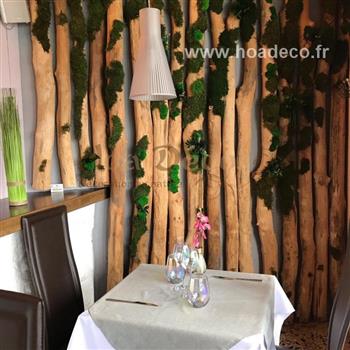 atelier mur végétal restaurant la passerelle dinard full vegetaux 2020 st malo showroom Hoa déco gastronomique gree nwsall mur vegetaux design tendance tronc bois flotté