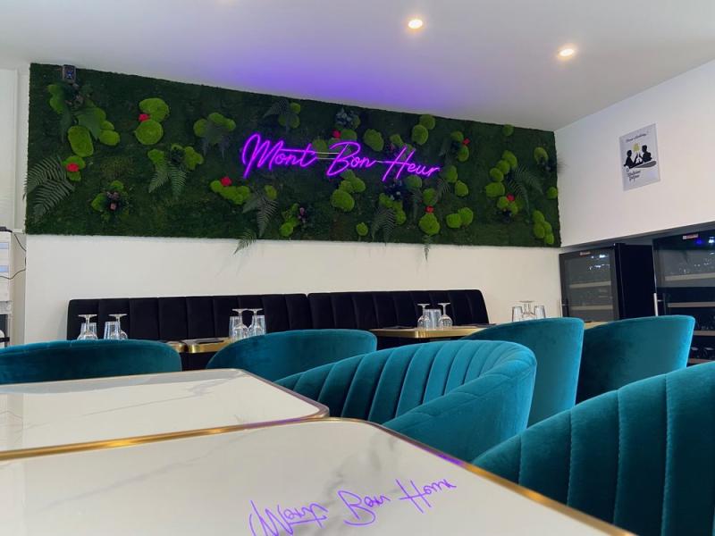 Mont Bon Heur mur vegetal stabilisé logo Hoa Déco Dol de bretagne