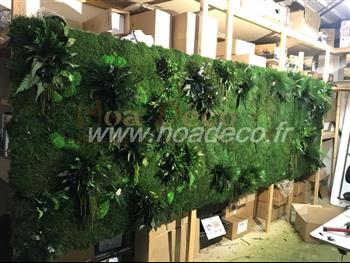 mur vegetal stabilisé HOA DECO CREATION TENDANCE DESIGN 2020 Aménagement intérieur Green wall murs vegetaux esprit zen LOGO BROOKLYN KANTEEN MARSEILLE mur végétal avant pose.